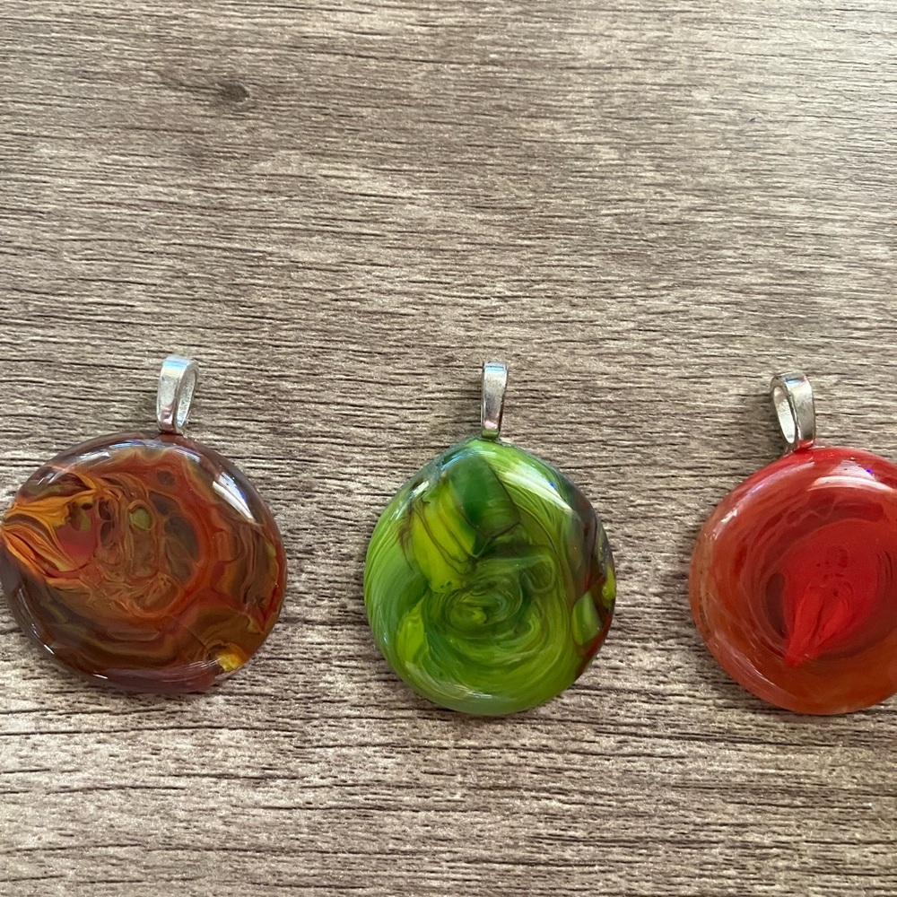 Handmade Colorful Swirl Pendant Set